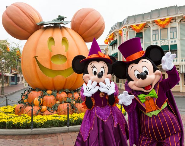 Minnie y Mickey Mouse en Halloween Time en el Disneyland Resort